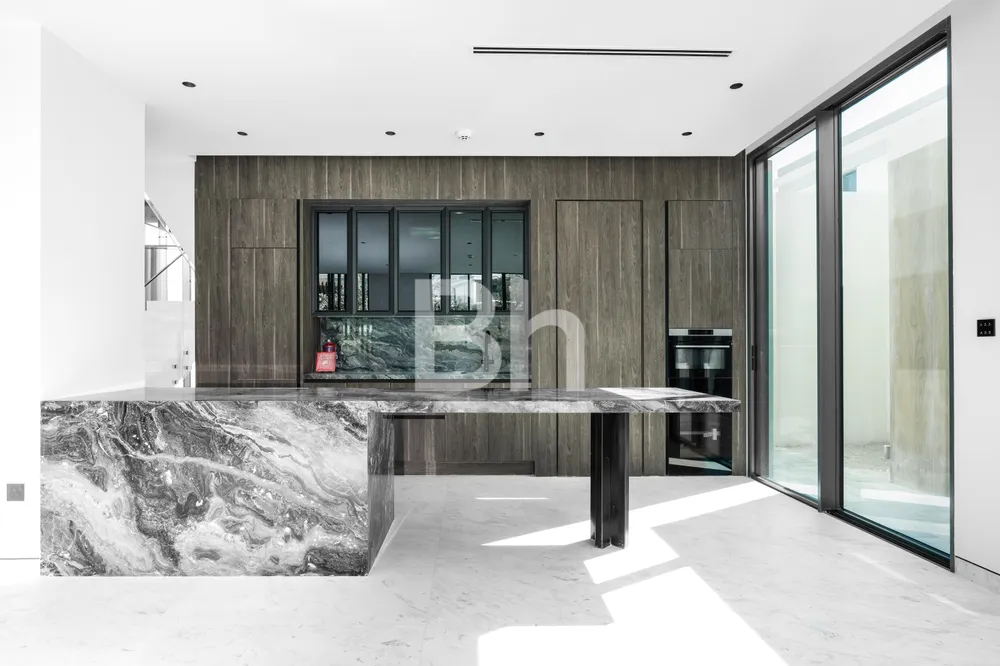6 Bedrooms Villa in Harmony 2