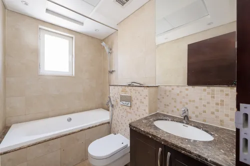 3 Bedrooms Villa in Legacy