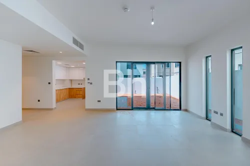 4 Bedrooms Villa in Noya Luma