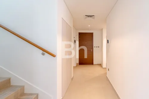 4 Bedrooms Villa in Noya Luma