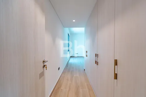 4 Bedrooms Villa in Noya Luma