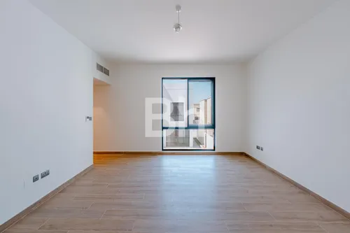 4 Bedrooms Villa in Noya Luma