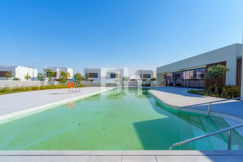 4 Bedrooms Villa in Noya Luma