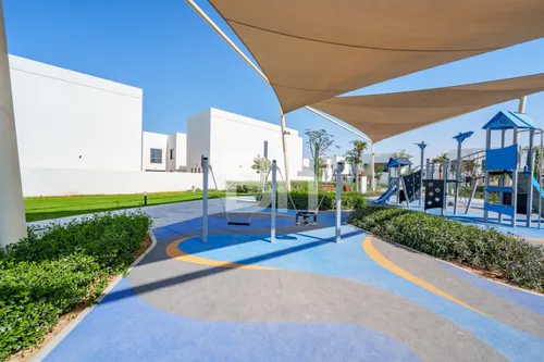 4 Bedrooms Villa in Noya Luma