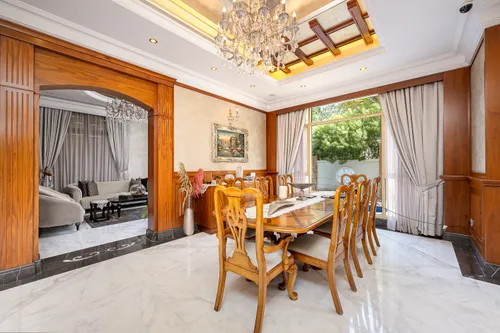 4 Bedrooms Villa in The Villa