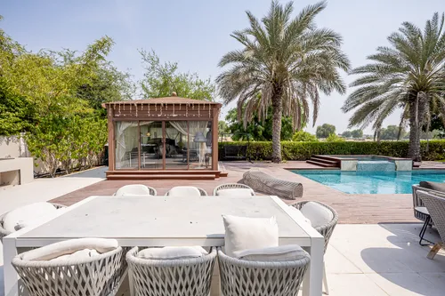 5 Bedrooms Villa in Carmen