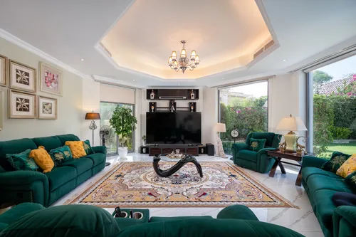 5 Bedrooms Villa in Hacienda