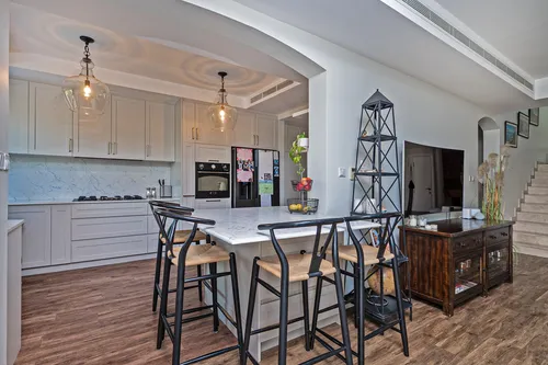 3 Bedrooms Villa in Alma 2