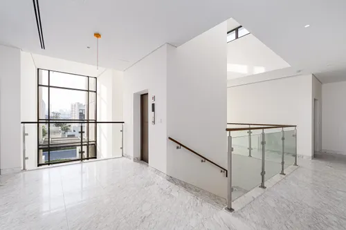 6 Bedrooms Villa in District One Phase III