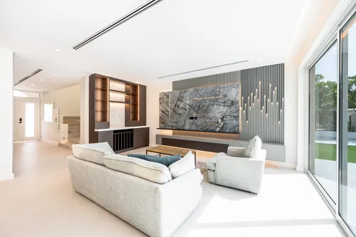 4 Bedrooms Villa in District 8C