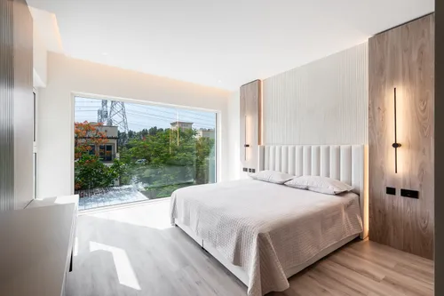 4 Bedrooms Villa in District 8C