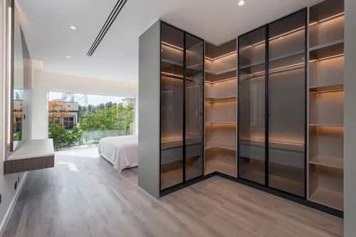 4 Bedrooms Villa in District 8C