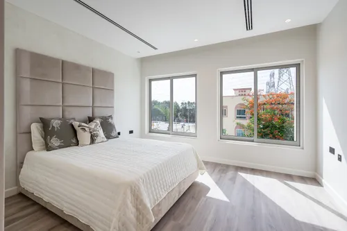 4 Bedrooms Villa in District 8C