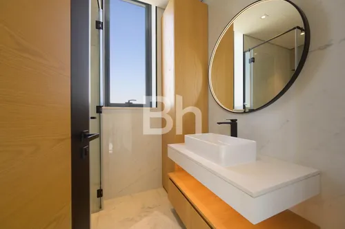 5 Bedrooms Villa in The Fairway