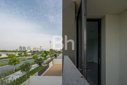 4 Bedrooms Villa in Aura
