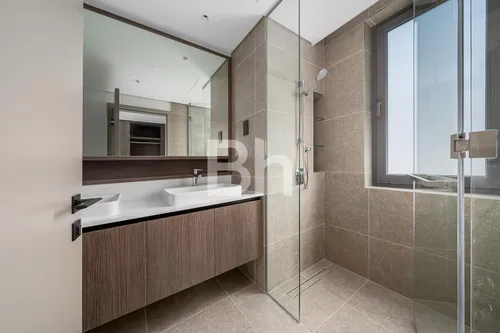 4 Bedrooms Villa in Aura