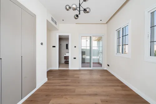 2 Bedrooms Villa in Springs 9