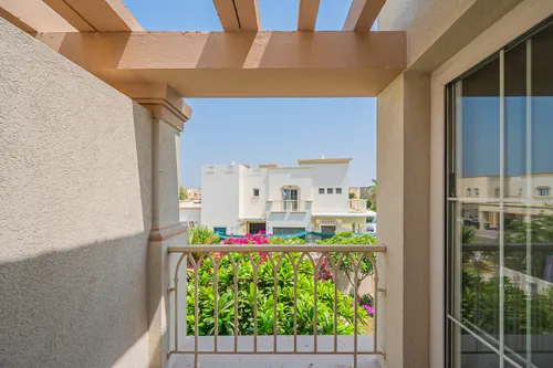 2 Bedrooms Villa in Springs 9