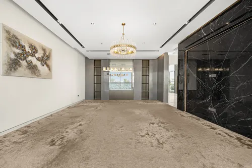 6 Bedrooms Villa in The Fairway