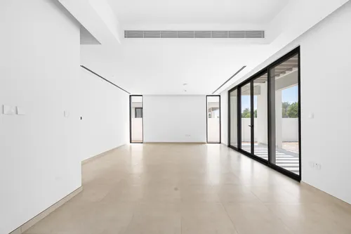 4 Bedrooms Townhouse in Caya