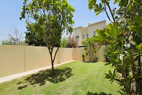 3 Bedrooms Villa in springs 8