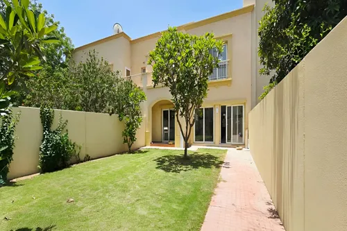 3 Bedrooms Villa in Springs 8