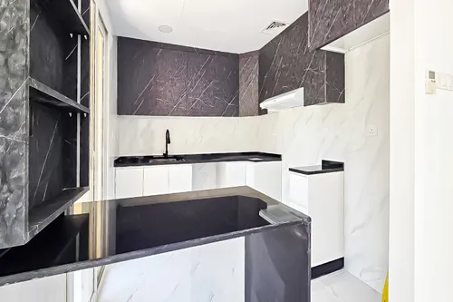 3 Bedrooms Villa in springs 8