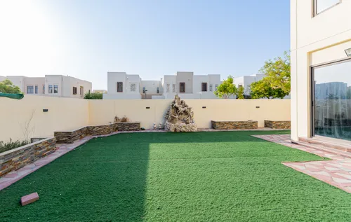4 Bedrooms Villa in Mira Oasis 2