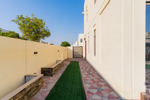 4 Bedrooms Villa in Mira Oasis 2