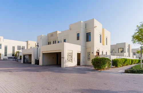 4 Bedrooms Villa in Mira Oasis 2
