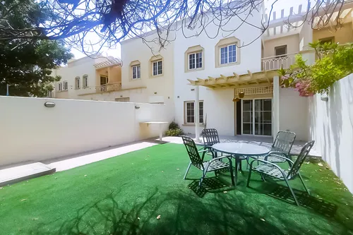 Vacant Now | Fully Upgraded | 4M | 2 Bedroom