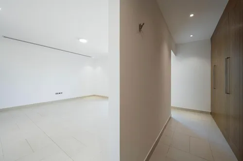 4 Bedrooms Villa in Legacy