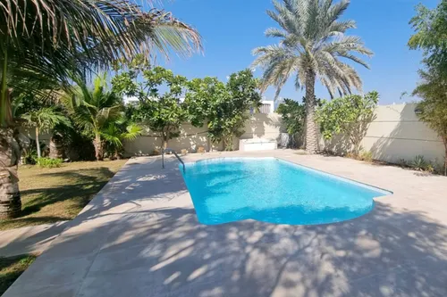 4 Bedrooms Villa in Legacy