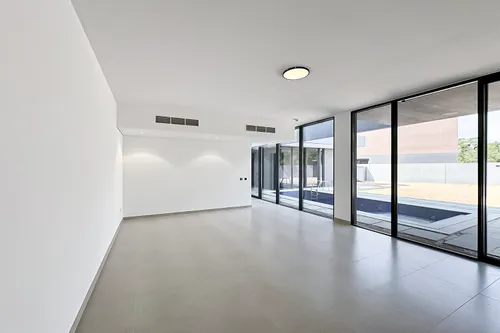 5 Bedrooms Villa in Sendian