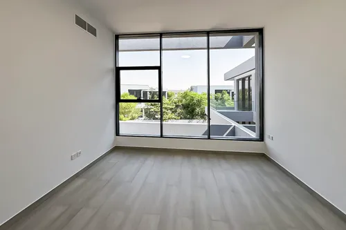 5 Bedrooms Villa in Sendian