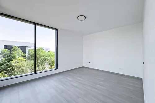 5 Bedrooms Villa in Sendian