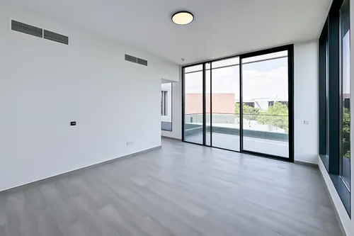 5 Bedrooms Villa in Sendian