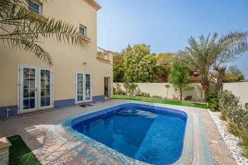 2 Bedrooms Villa in Springs 12