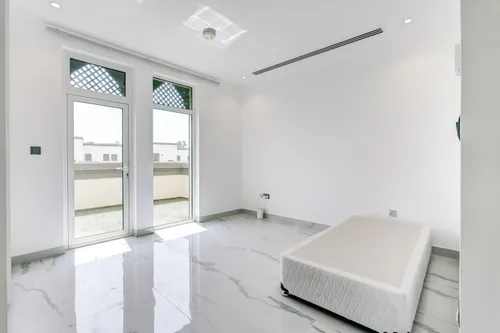 3 Bedrooms Villa in District 8