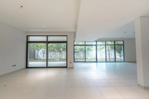4 Bedrooms Villa in West Yas