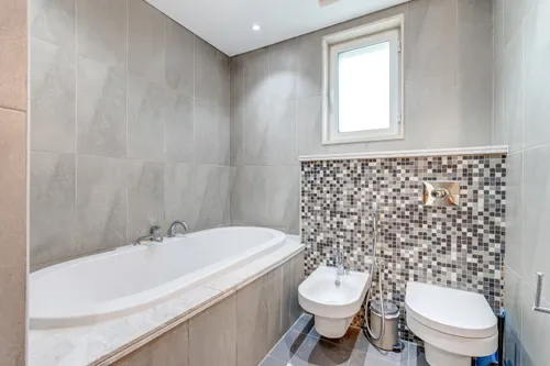 4 Bedrooms Villa in Legacy