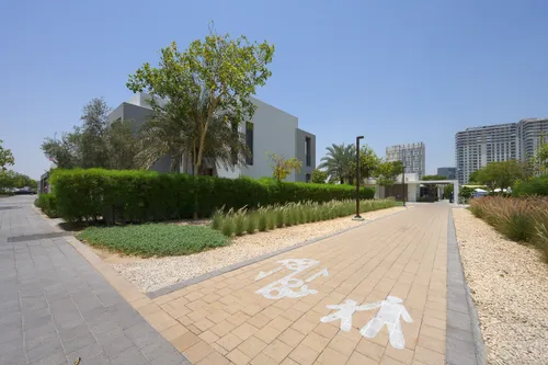 5 Bedrooms Villa in Sidra Villas II