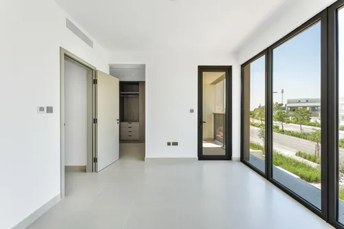 4 Bedrooms Villa in Aura