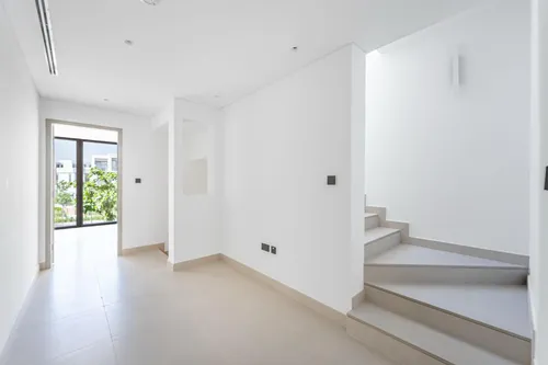 4 Bedrooms Villa in Aura