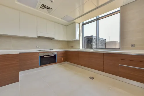 5 Bedrooms Villa in West Yas