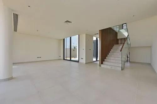 5 Bedrooms Villa in West Yas