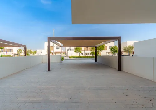 5 Bedrooms Villa in Noya Luma