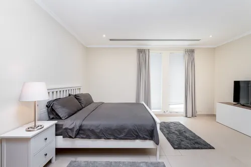 4 Bedrooms Villa in Legacy