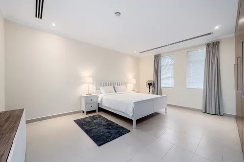 4 Bedrooms Villa in Legacy