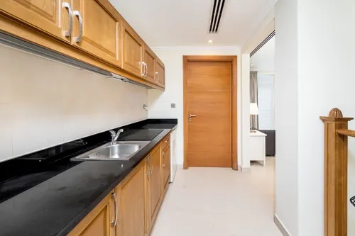 4 Bedrooms Villa in Legacy